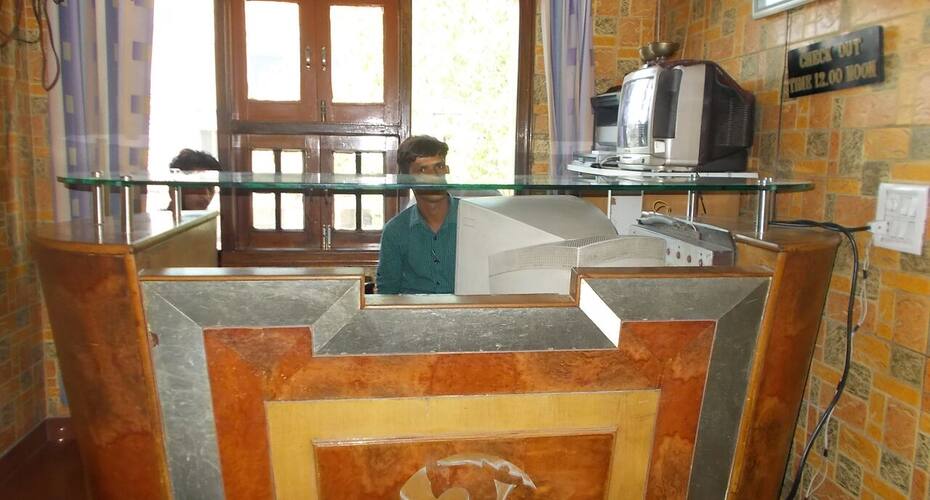 Hot Chop Rooms, Sangrur 3